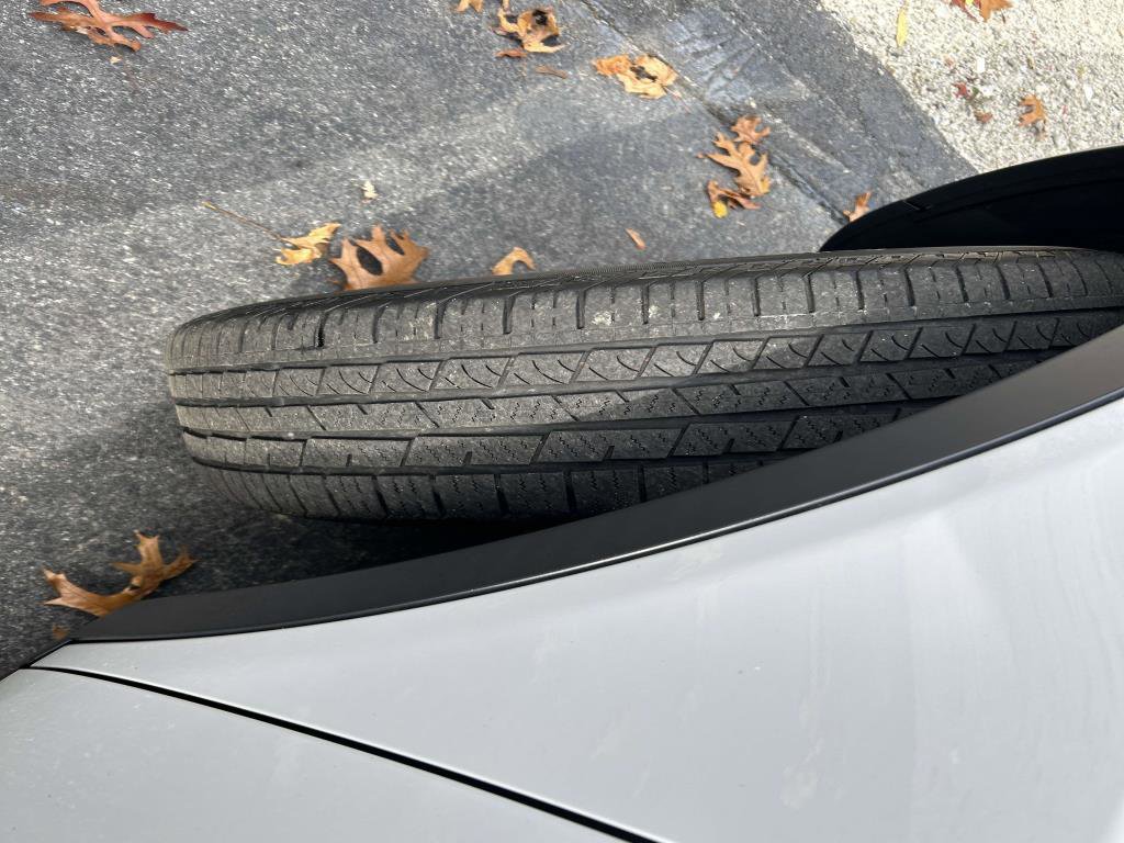 Used 2018 Land Rover Discovery Sport HSE image 10