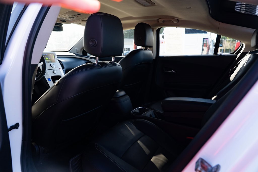 Used 2015 Chevrolet Volt Premium w/ Premium Trim Package image 20