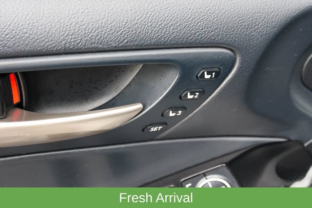 Used 2018 Lexus IS 300 AWD w/ Comfort Package image 11