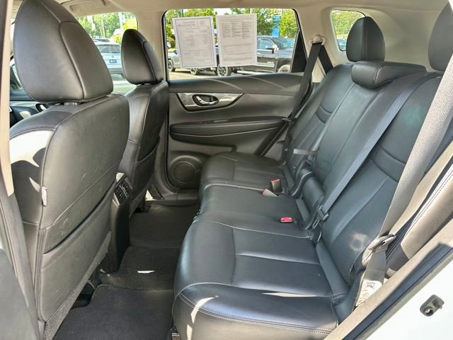 Used 2016 Nissan Rogue SL w/ SL Premium Package AWD/4WD image 18