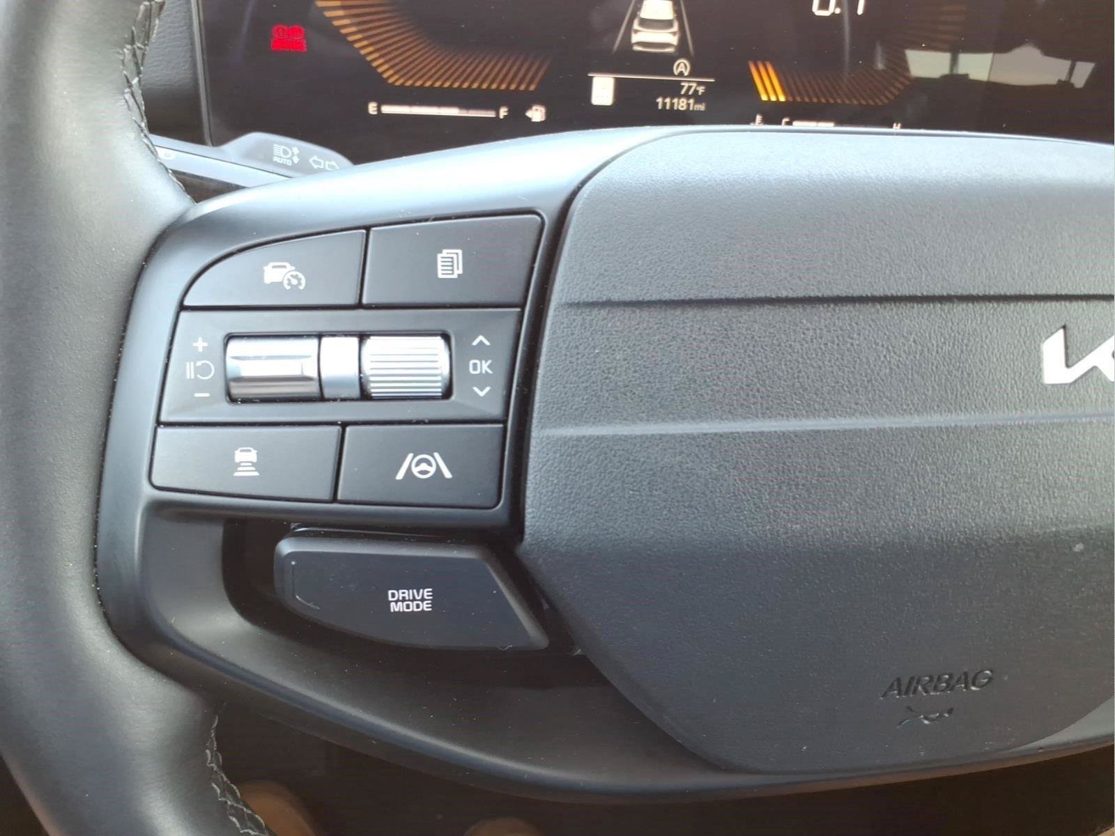 Used 2026 Kia Sportage LX FWD image 20