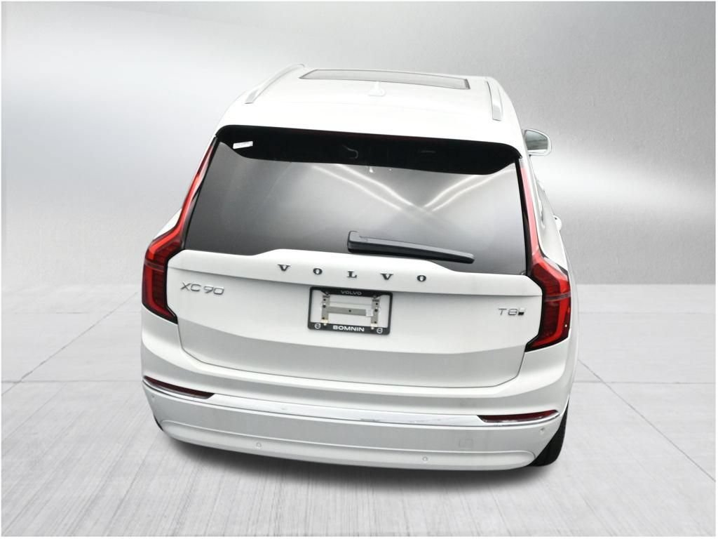 New 2026 Volvo XC90 T8 Plus AWD/4WD image 16