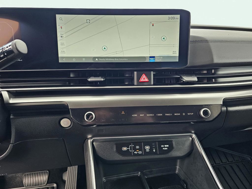 Certified 2026 Kia Carnival SX w/ SX Dark Edition Package image 25