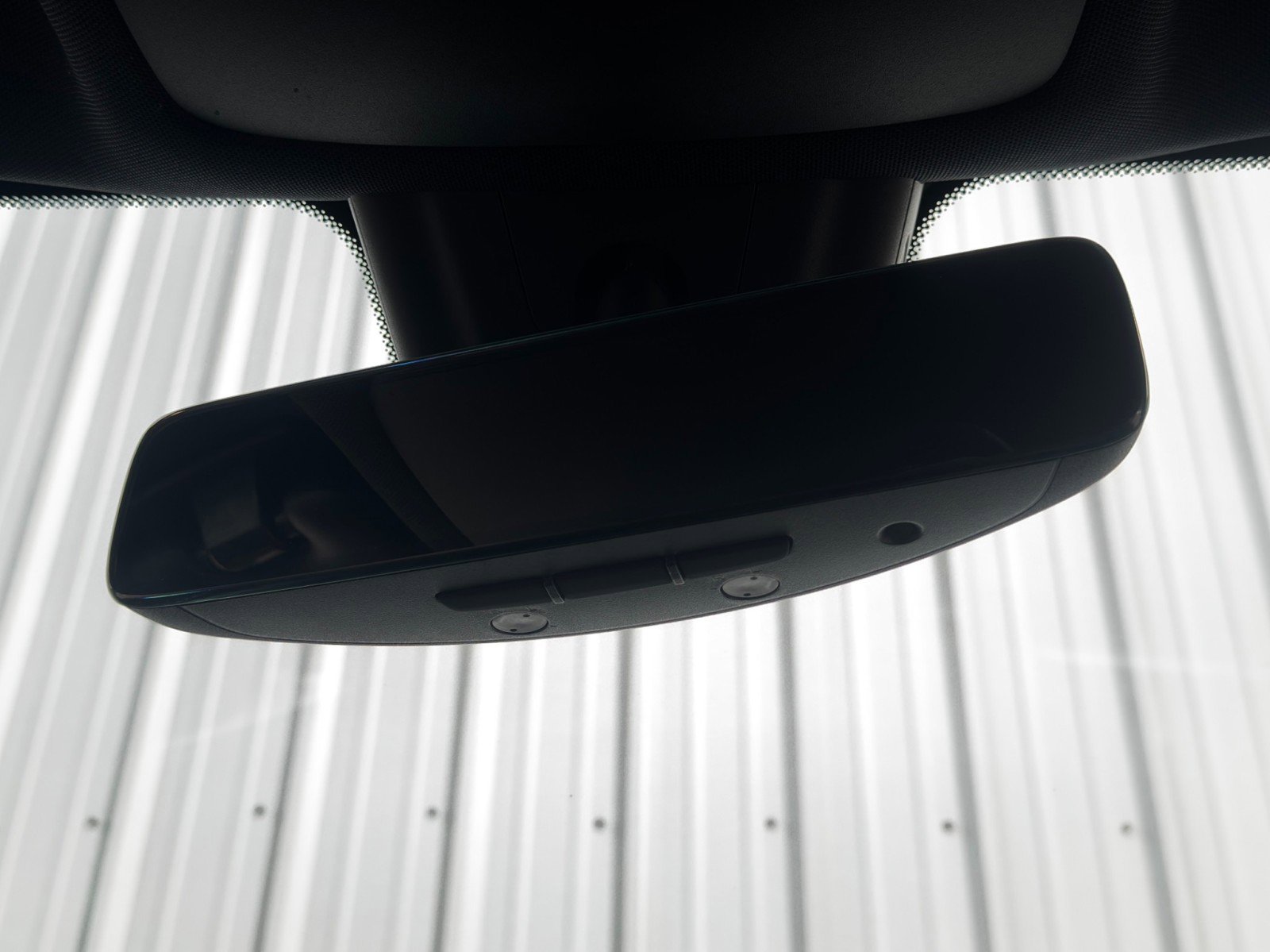 Used 2021 Mercedes-Benz GLB 250 4MATIC w/ Premium Package image 33