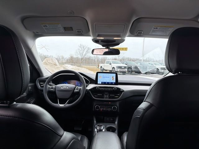 Used 2022 Ford Escape SEL w/ Technology Package image 19
