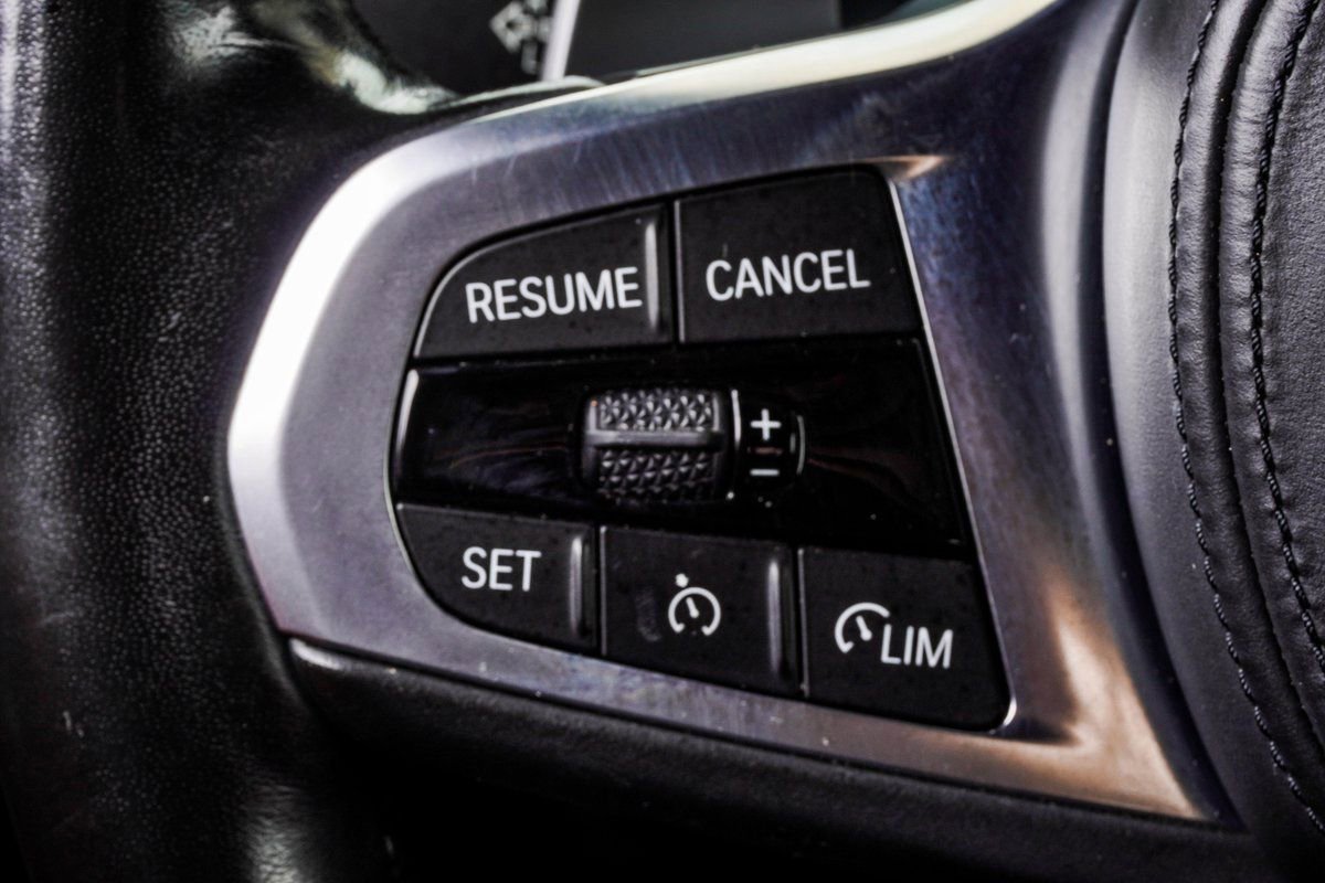 Used 2020 BMW Z4 sDrive30i w/ Executive Package RWD image 29