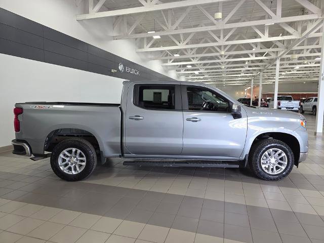 Used 2025 Chevrolet Silverado 1500 LT AWD/4WD image 6