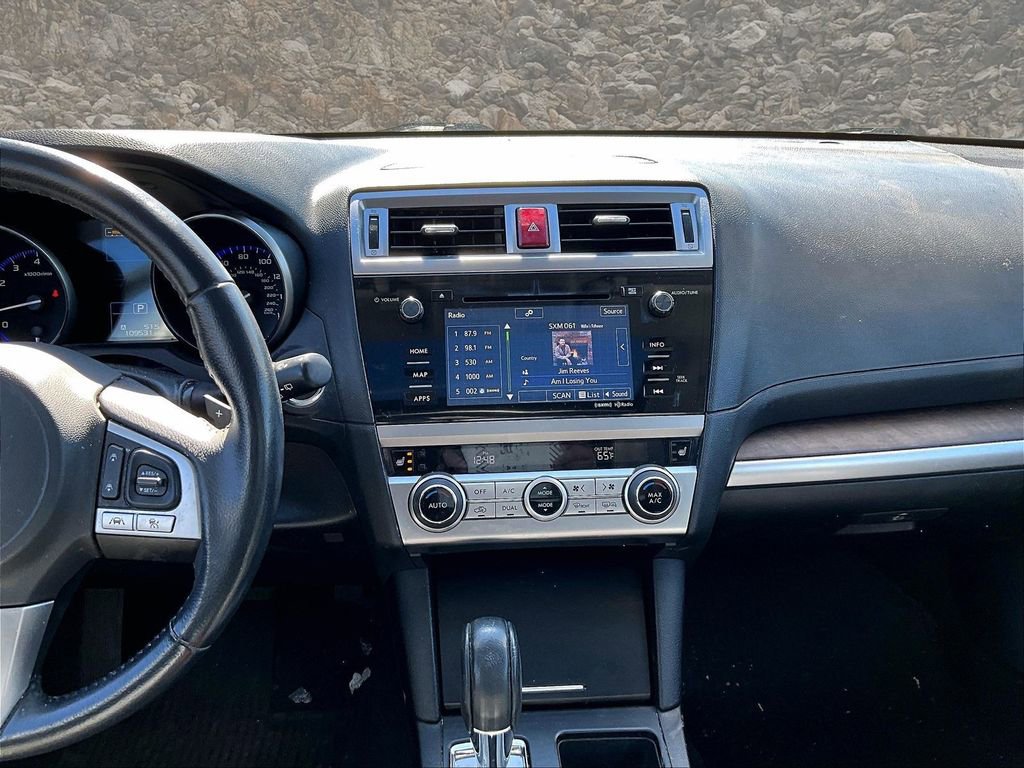 Used 2017 Subaru Outback 3.6R Limited image 5