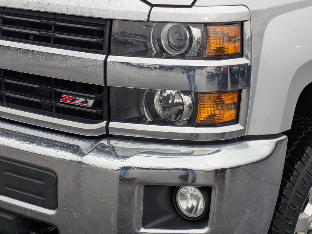 Used 2015 Chevrolet Silverado 2500 LT w/ LT Convenience Package image 9