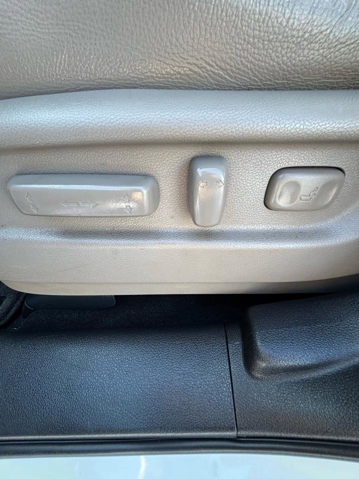 Used 2016 Honda Pilot Touring image 12