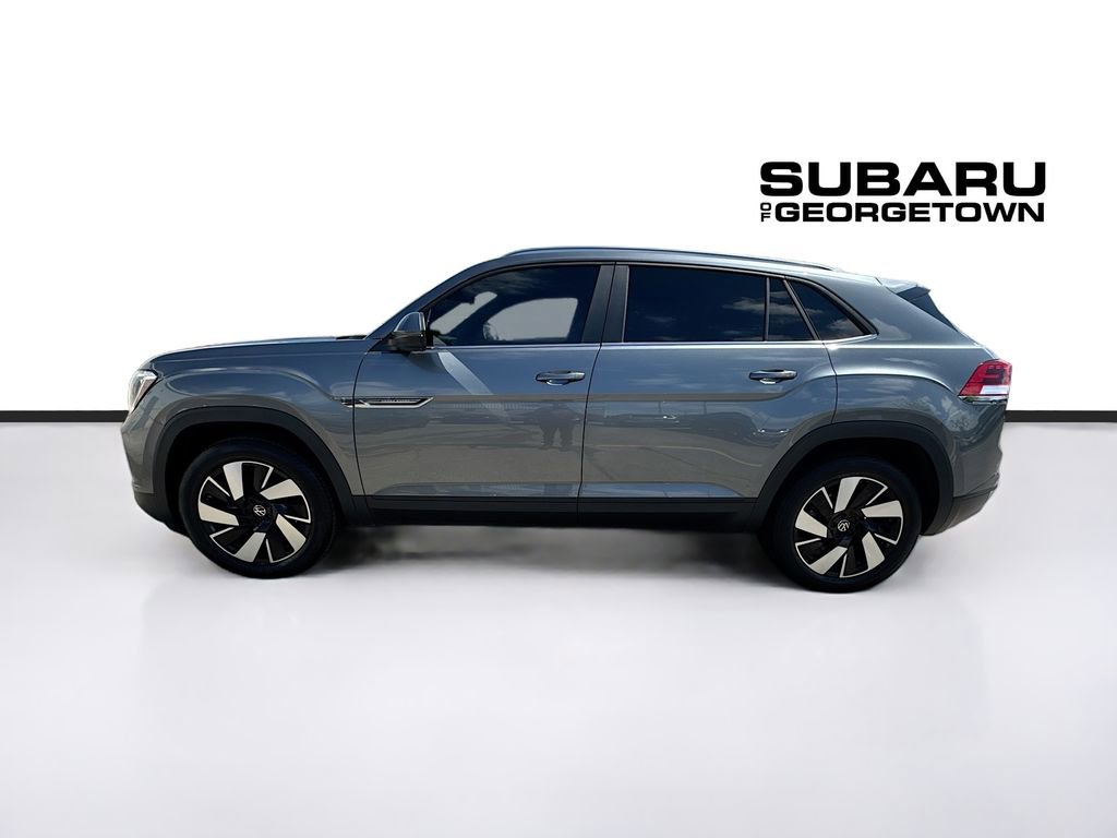 Used 2024 Volkswagen Atlas Cross Sport SE image 4