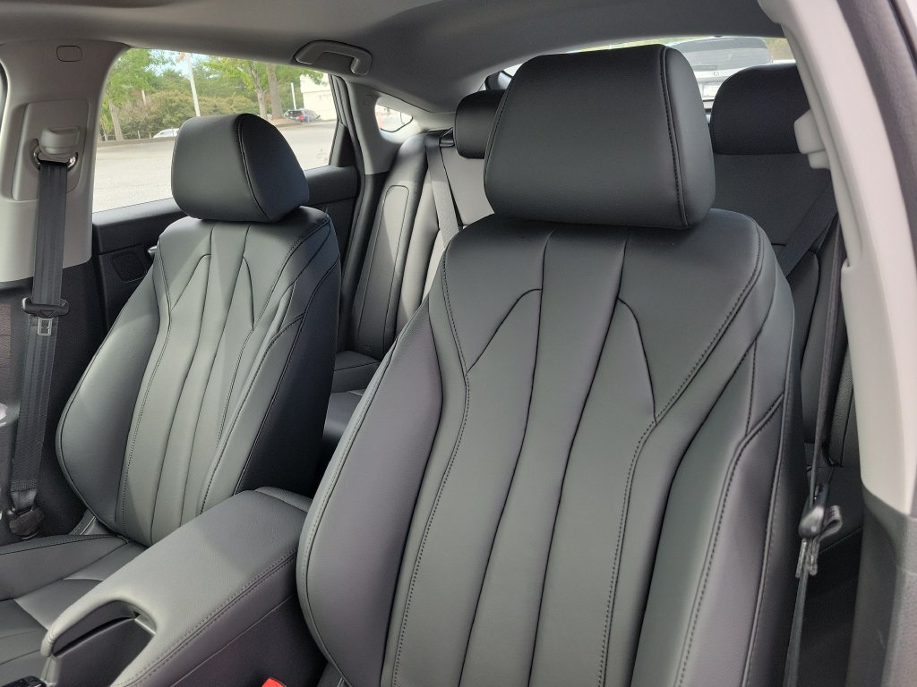 New 2026 Acura Integra FWD image 14