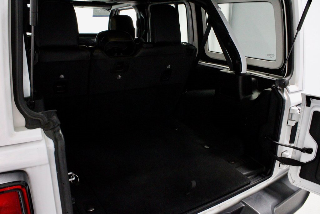 Used 2021 Jeep Wrangler Unlimited Sahara image 12