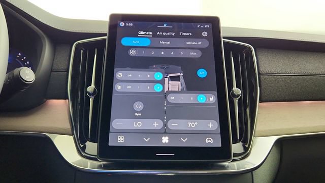 New 2026 Volvo XC90 B6 Plus w/ Protection Package Premier AWD/4WD image 23