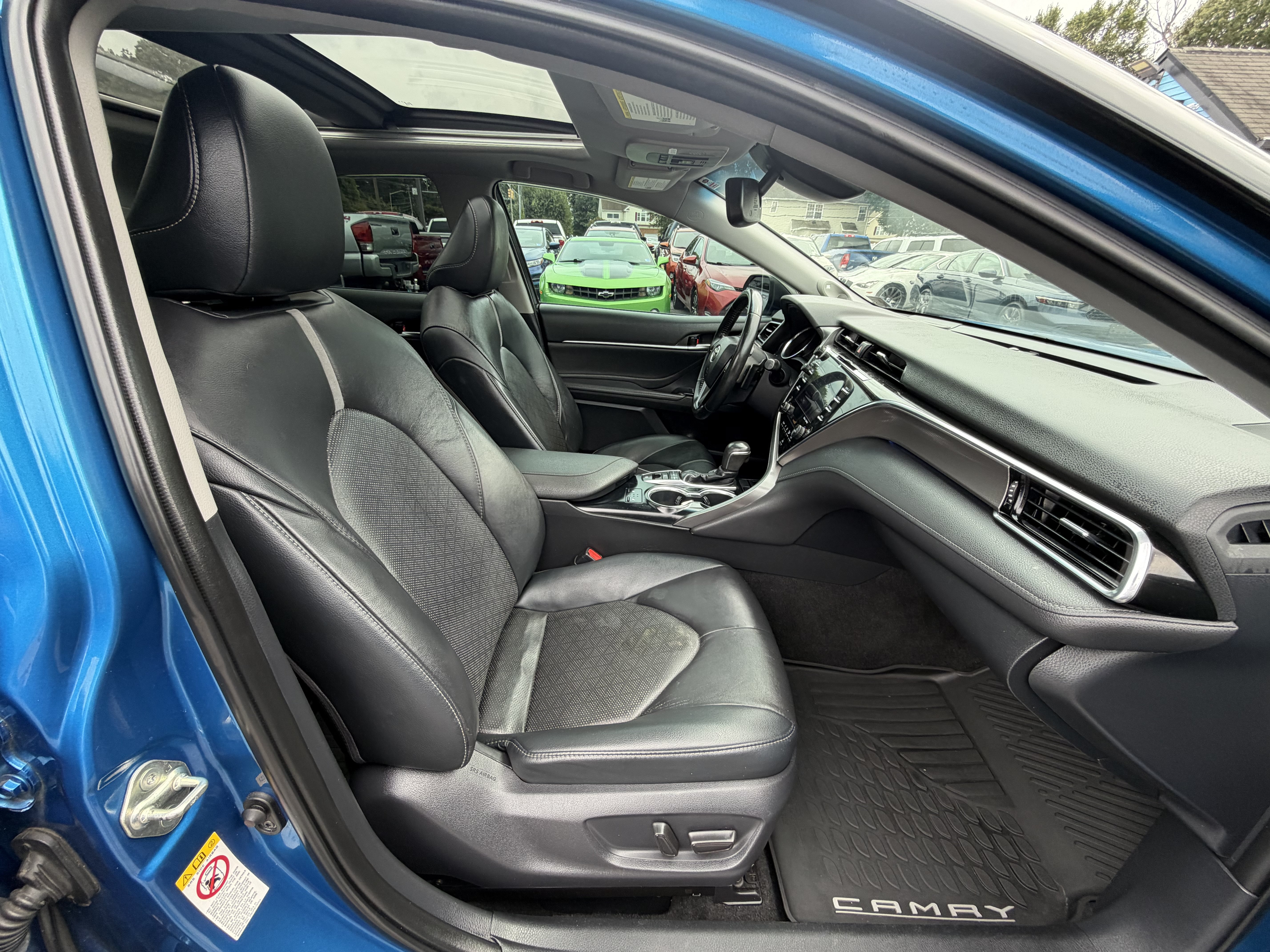 Used 2018 Toyota Camry XSE w/ Audio Package FWD image 17