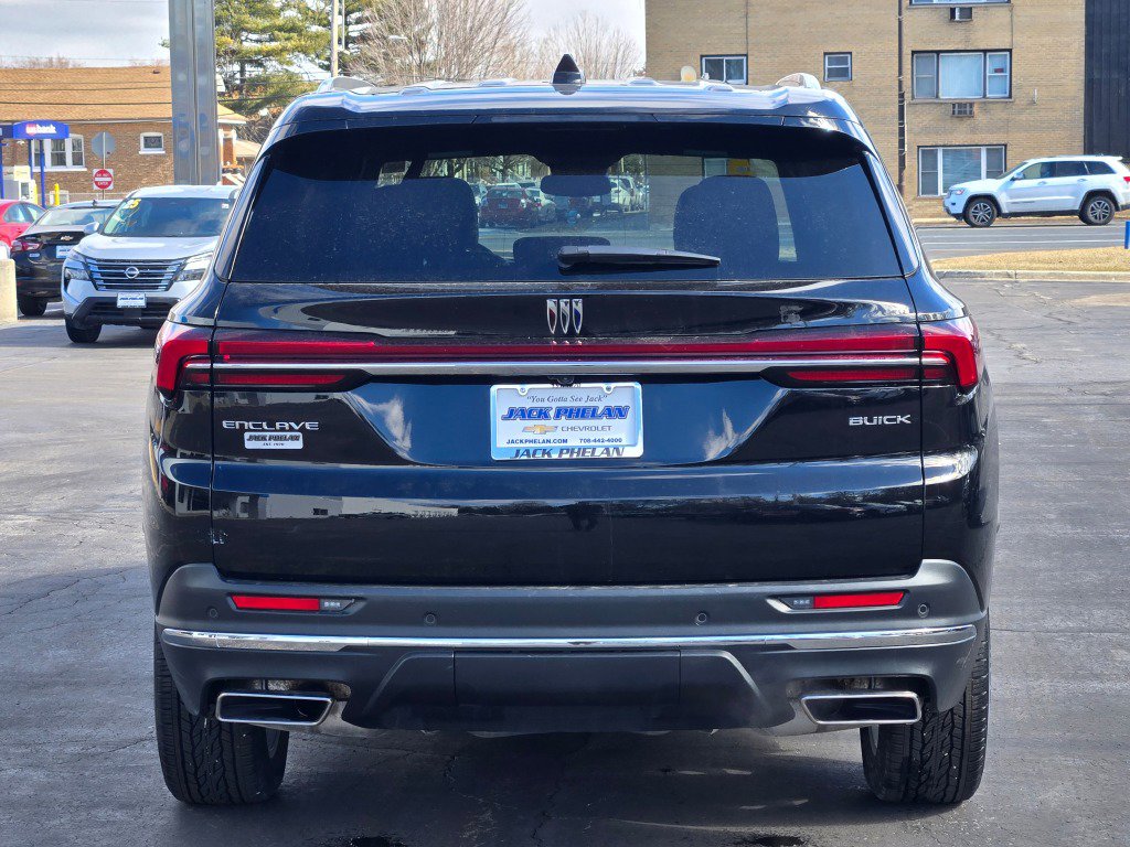 Certified 2025 Buick Enclave Preferred image 15