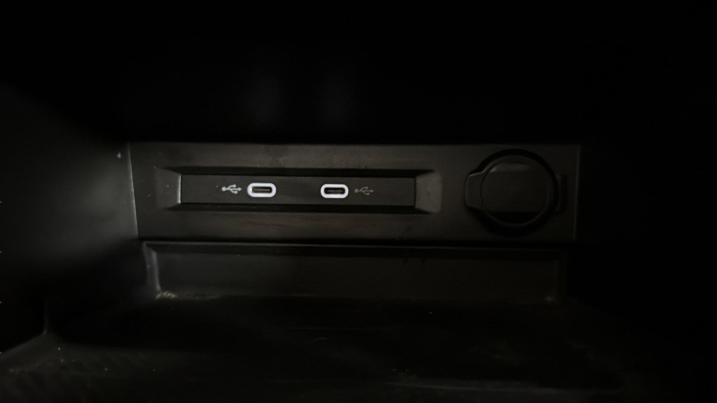 Used 2022 Volkswagen Tiguan SE image 31