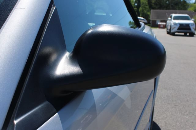 Used 2004 Ford Mustang Convertible RWD image 7