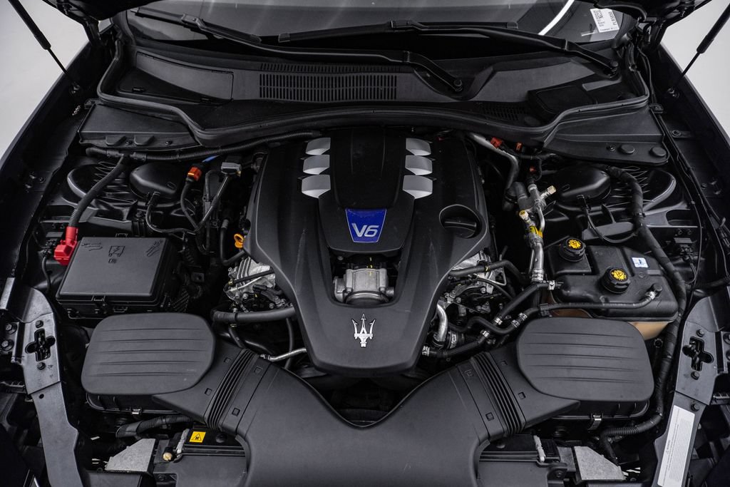 Certified 2023 Maserati Ghibli Modena Q4 AWD/4WD image 28