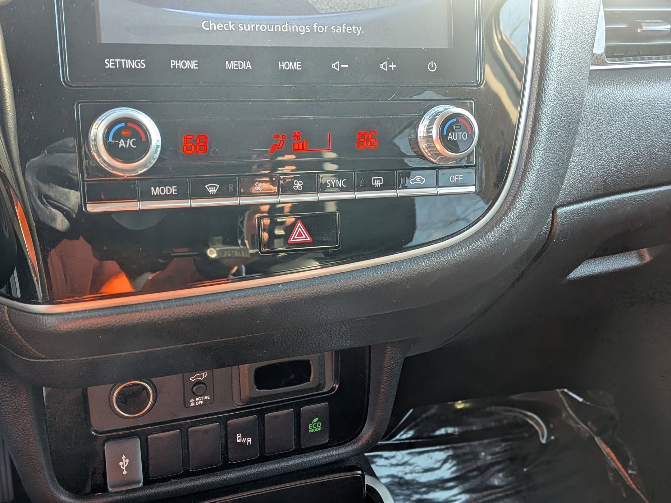 Used 2020 Mitsubishi Outlander SEL image 29