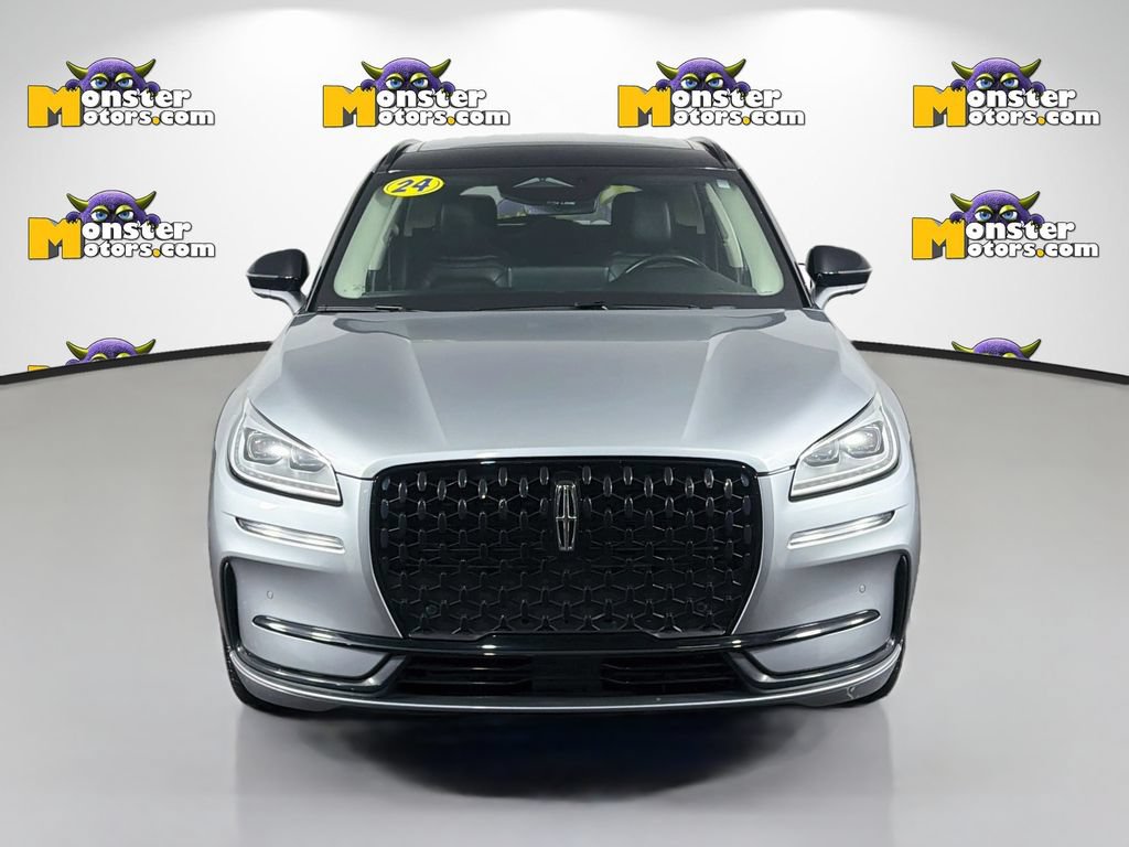 Used 2024 Lincoln Corsair Reserve w/ Equipment Group 201A AWD/4WD image 2