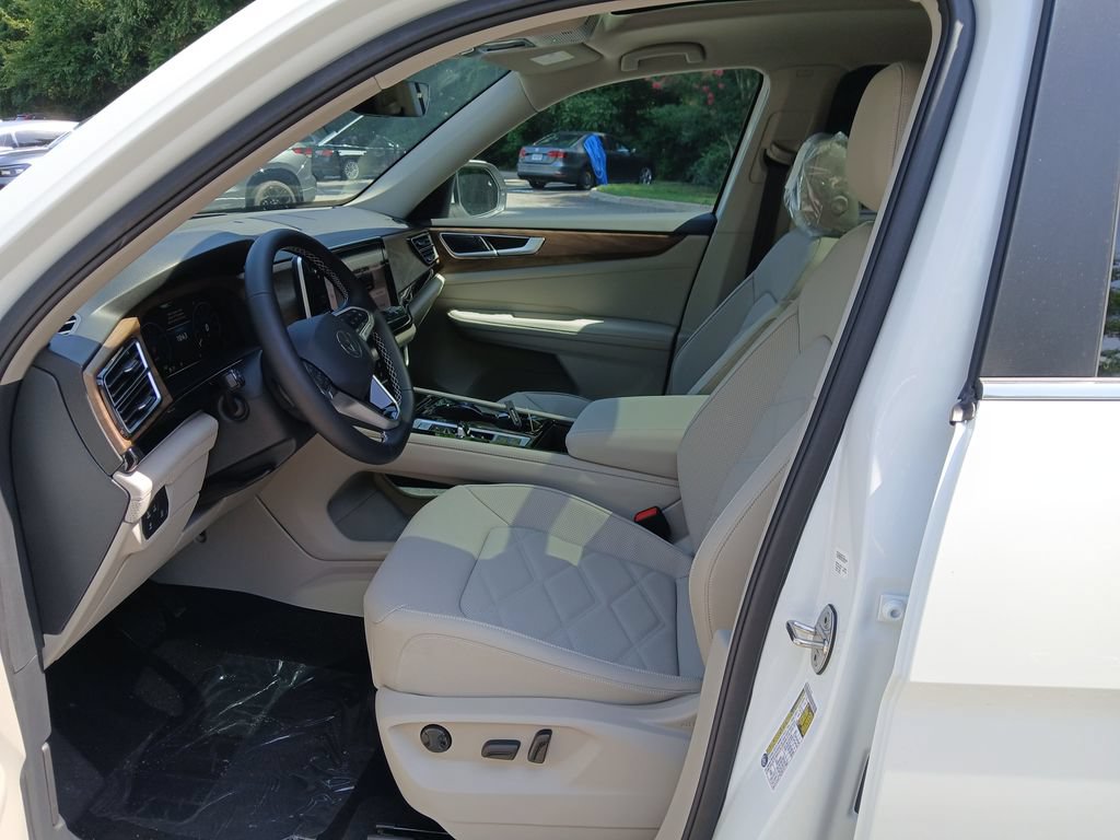 New 2026 Volkswagen Atlas SE FWD image 9