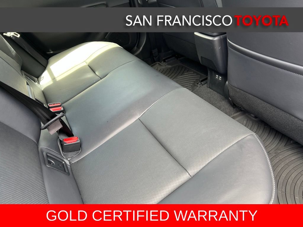 Certified 2024 Toyota Prius XLE FWD image 19
