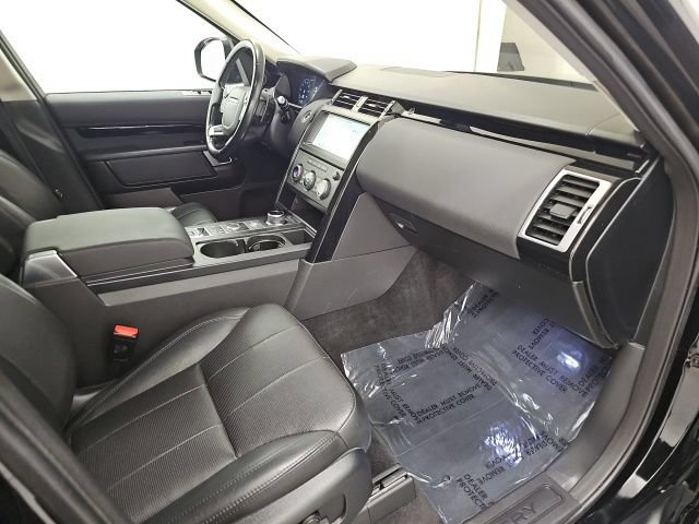 Used 2018 Land Rover Discovery SE AWD/4WD image 38