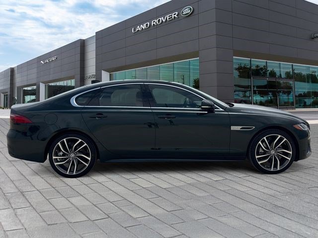 New 2024 Jaguar XF R-Dynamic SE AWD/4WD image 6