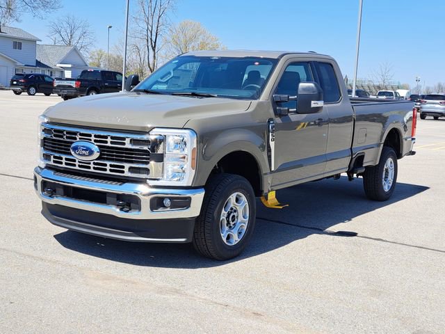 New 2026 Ford F250 XLT AWD/4WD image 2