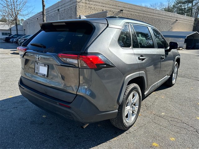 Used 2021 Toyota RAV4 XLE image 7