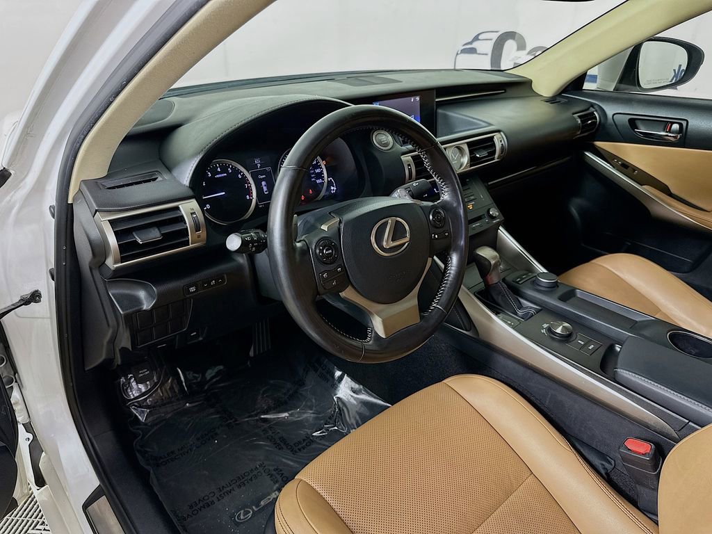 Used 2016 Lexus IS 300 AWD w/ Premium Package image 10