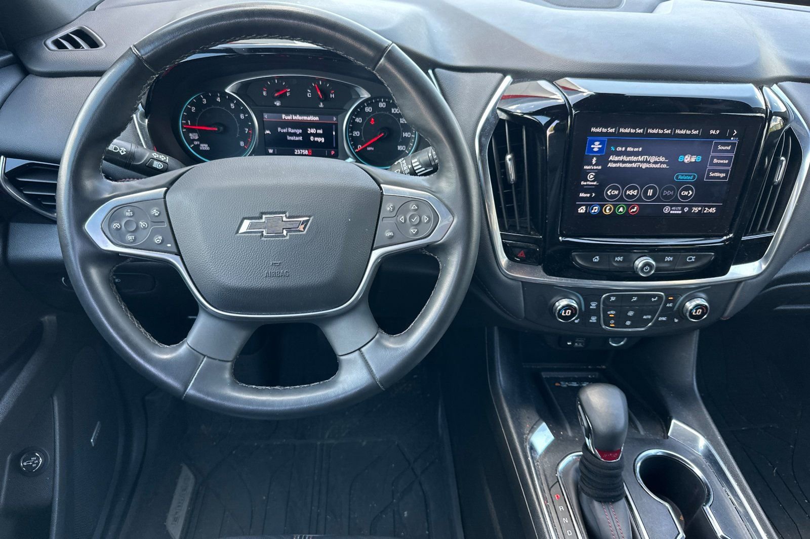 Used 2023 Chevrolet Traverse RS w/ LPO, Floor Liner Package AWD/4WD image 16