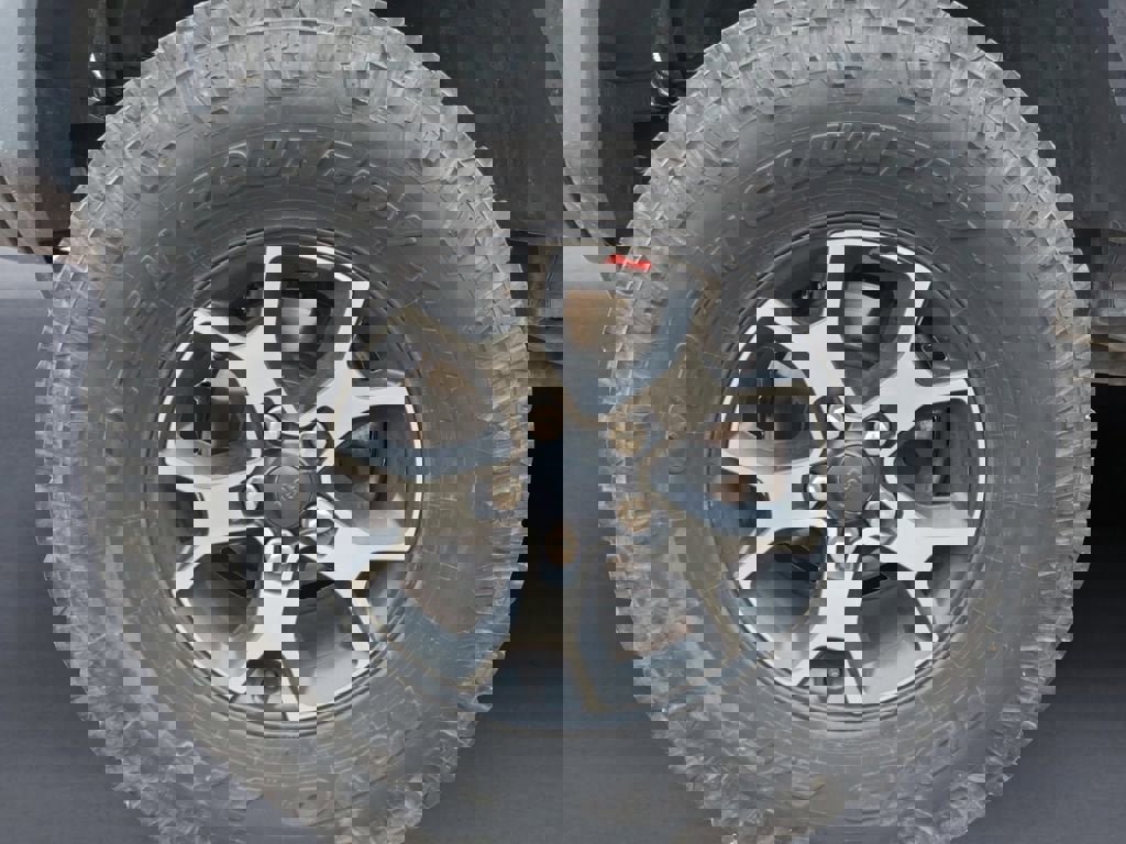 Used 2018 Jeep Wrangler Unlimited Sport S image 14