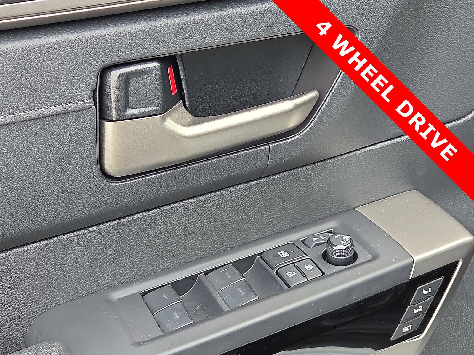 Used 2024 Toyota Tundra Limited w/ Power Package image 13