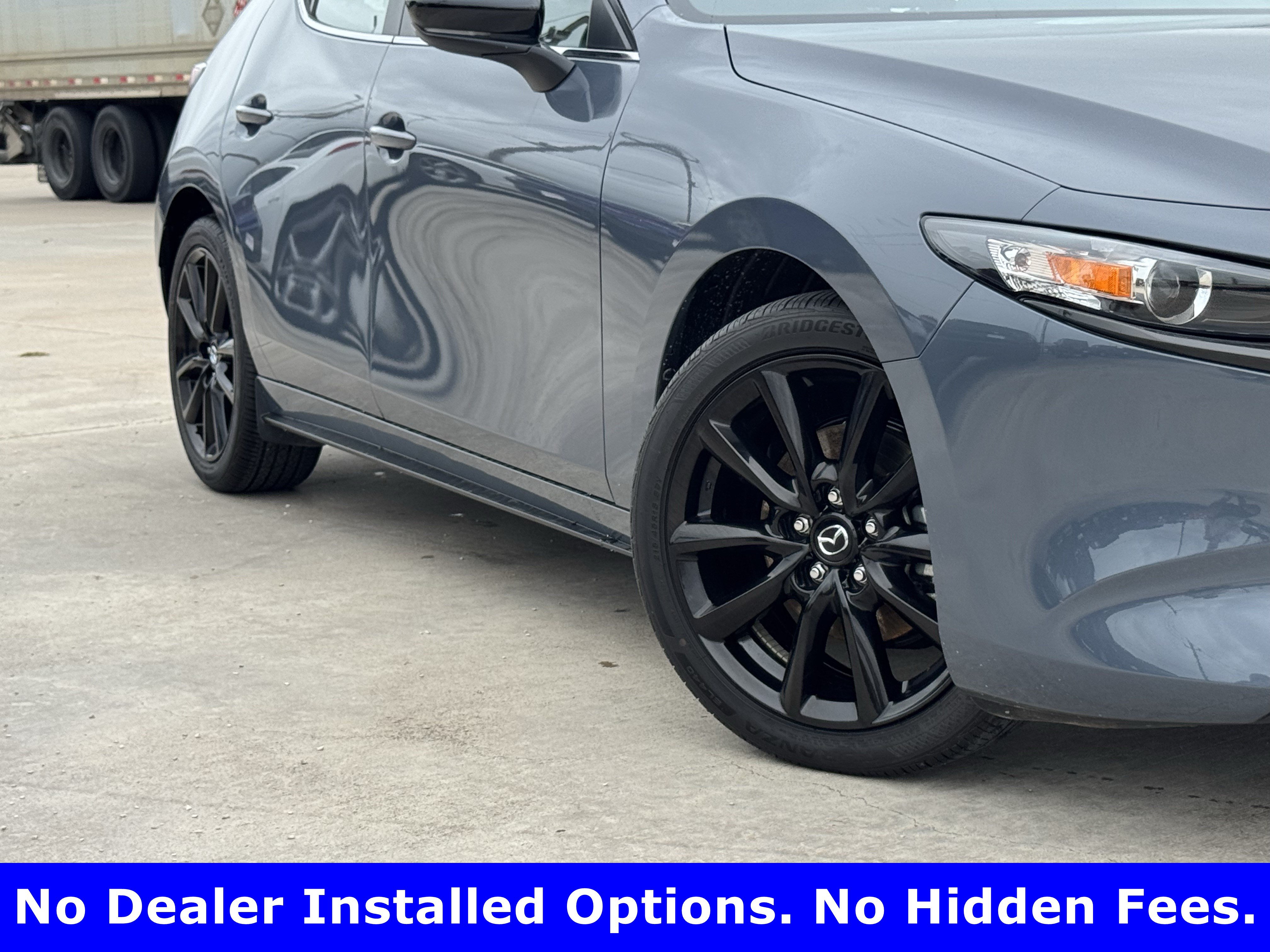 Used 2026 MAZDA MAZDA3 Carbon AWD/4WD image 3