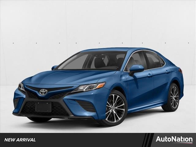 Used 2020 Toyota Camry SE FWD image 1