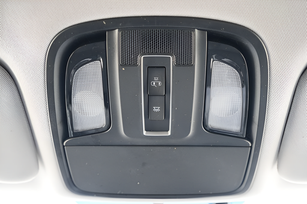 Used 2019 Kia Sorento FWD V6 image 19