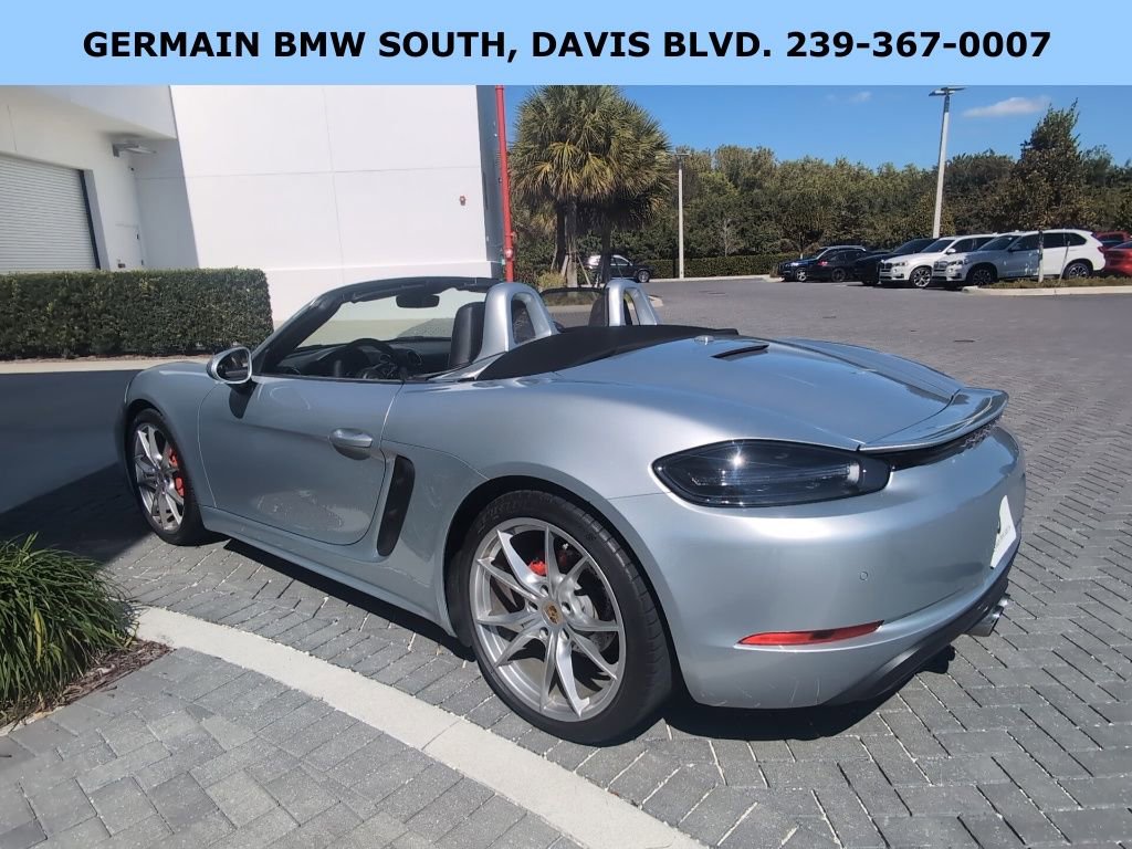 Used 2017 Porsche 718 Boxster S image 9