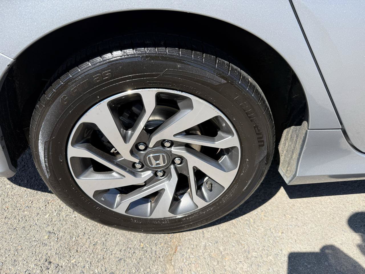 Used 2017 Honda Civic EX image 30