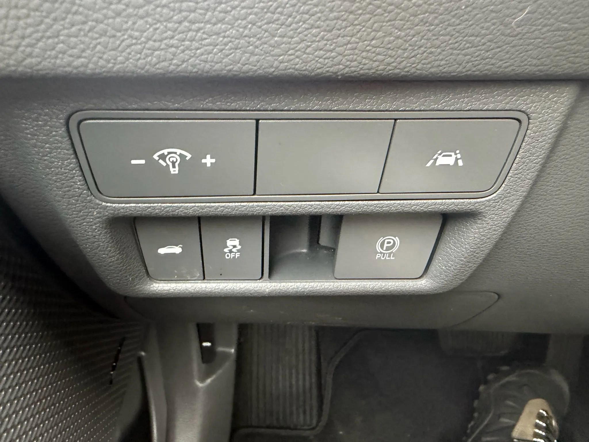 Used 2020 Hyundai Sonata Limited FWD image 17