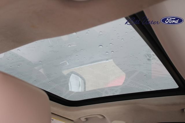 Used 2020 Jaguar F-PACE image 16