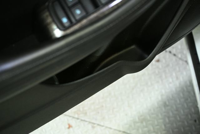 Used 2016 Chevrolet Malibu LT image 38