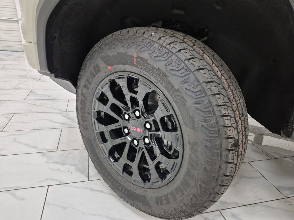 New 2026 GMC Canyon Elevation w/ Convenience Package image 34