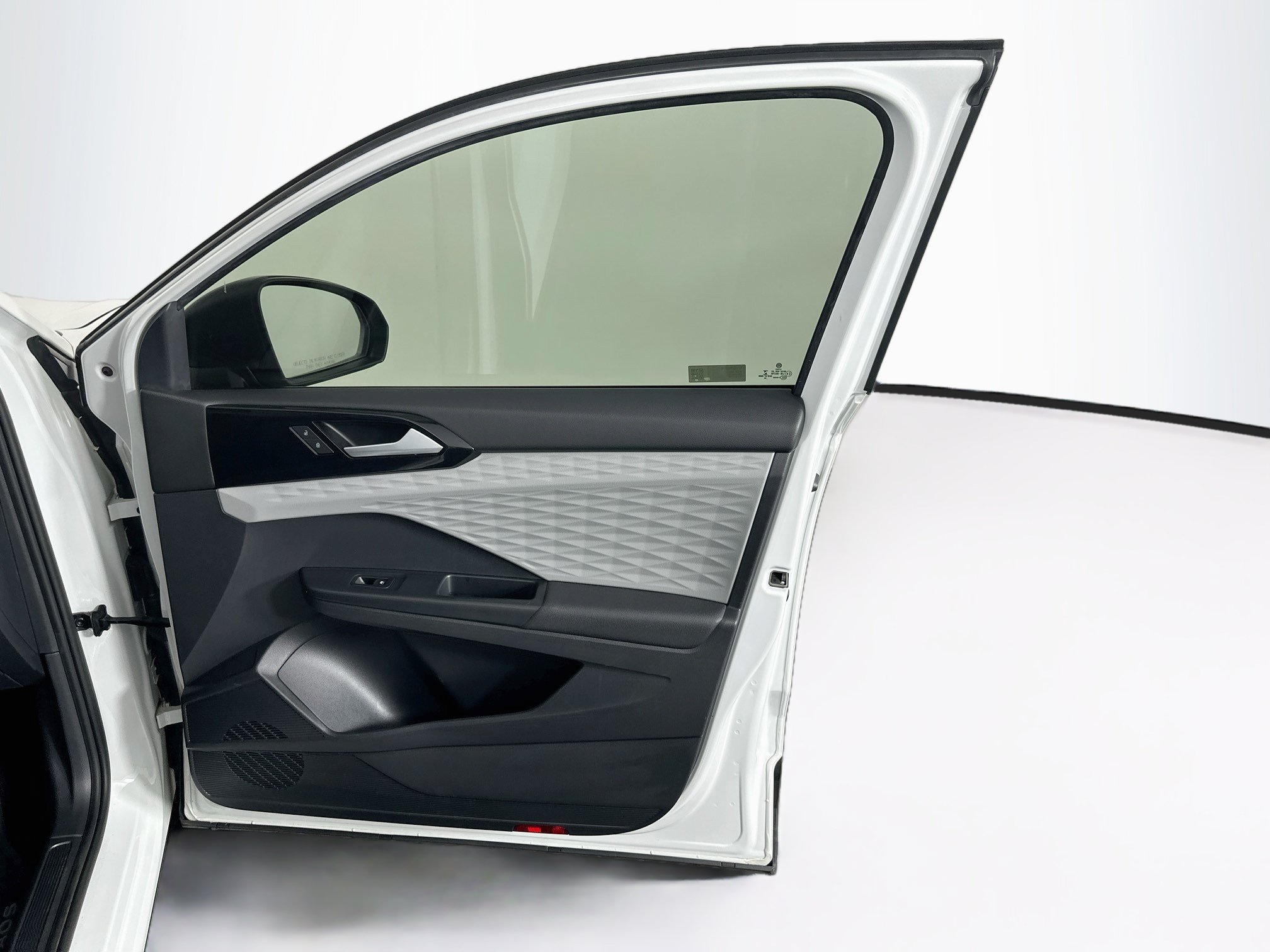 Used 2022 Volkswagen Taos S FWD image 29