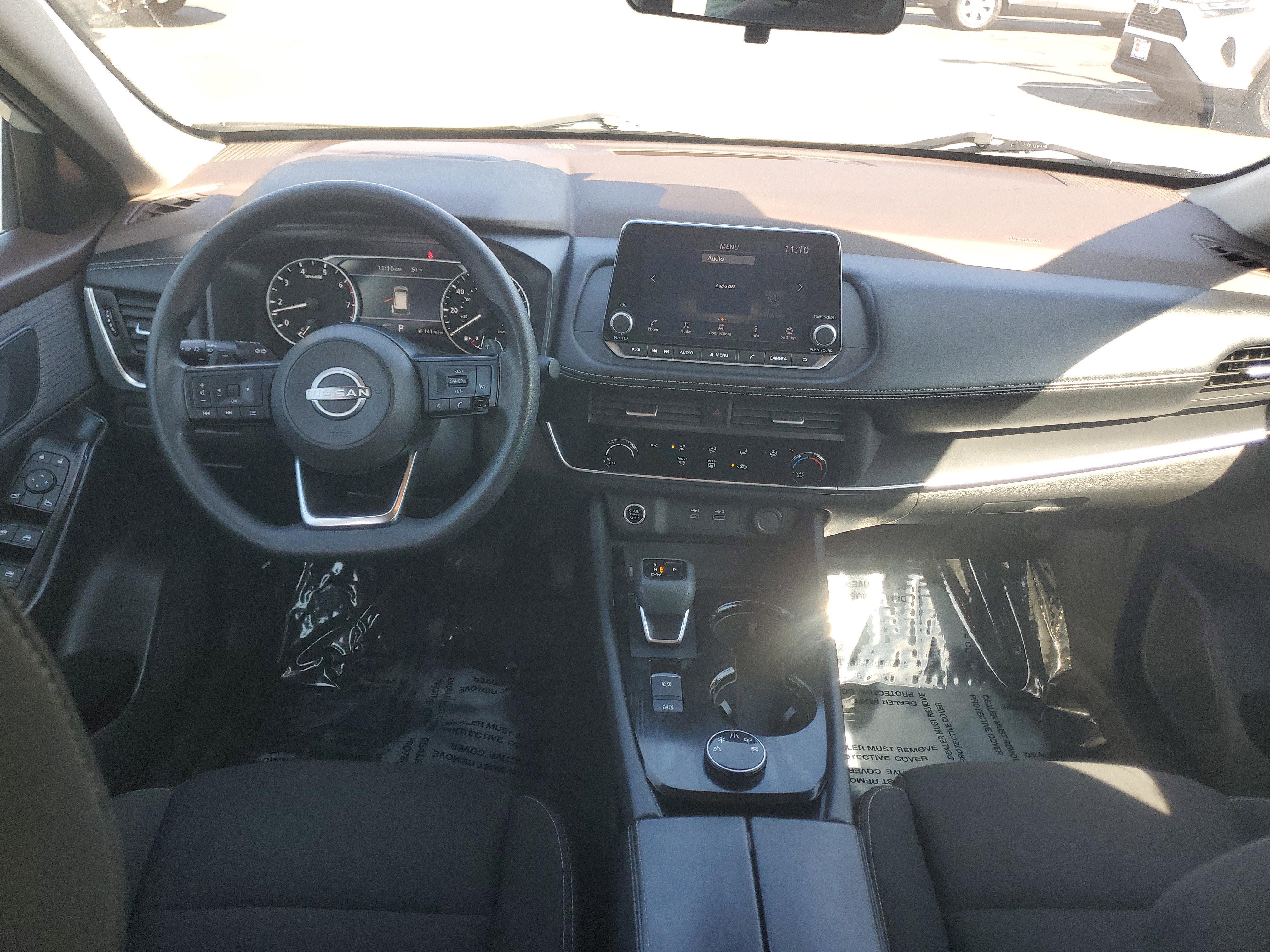 Used 2023 Nissan Rogue S image 22