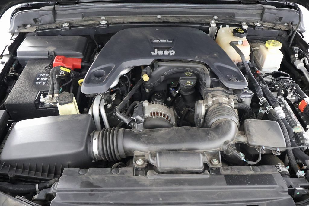 Used 2020 Jeep Gladiator Rubicon AWD/4WD image 15
