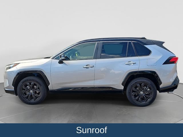 Used 2023 Toyota RAV4 XSE AWD/4WD image 7