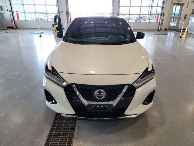 Used 2019 Nissan Maxima Platinum w/ Reserve Package FWD image 2