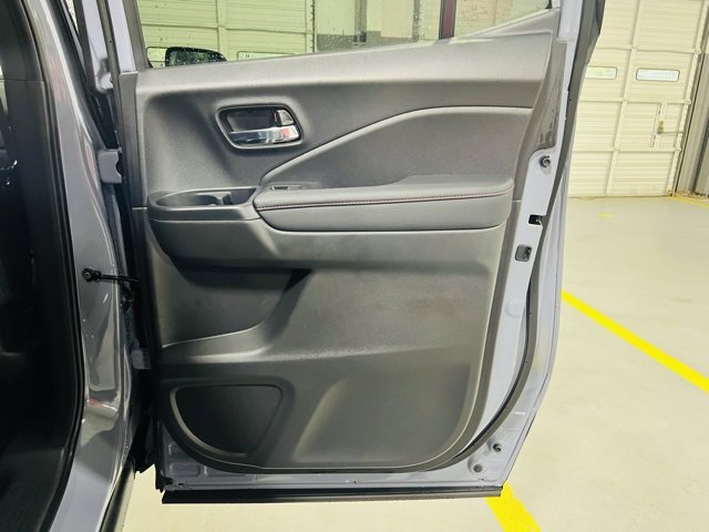 New 2026 Honda Ridgeline Black Edition image 33